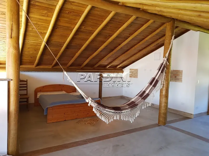 Foto 4 de Casa com 5 quartos à venda, 380m2 em Ubatuba - SP