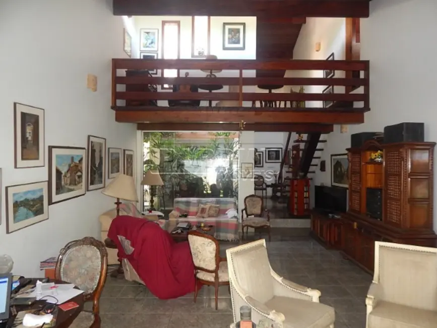 Foto 1 de Casa com 4 quartos à venda, 426m2 em Ubatuba - SP