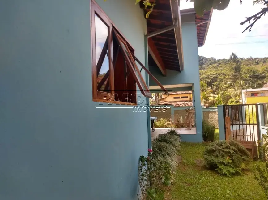 Foto 3 de Casa com 6 quartos à venda, 320m2 em Ubatuba - SP