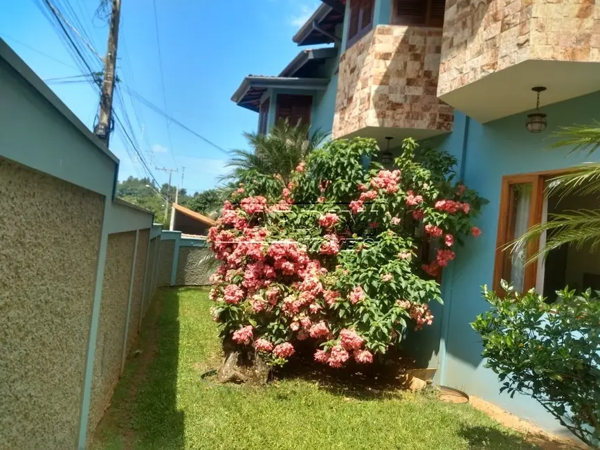 Foto 5 de Casa com 6 quartos à venda, 320m2 em Ubatuba - SP