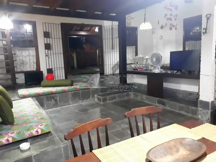 Foto 2 de Casa com 2 quartos à venda, 120m2 em Ubatuba - SP