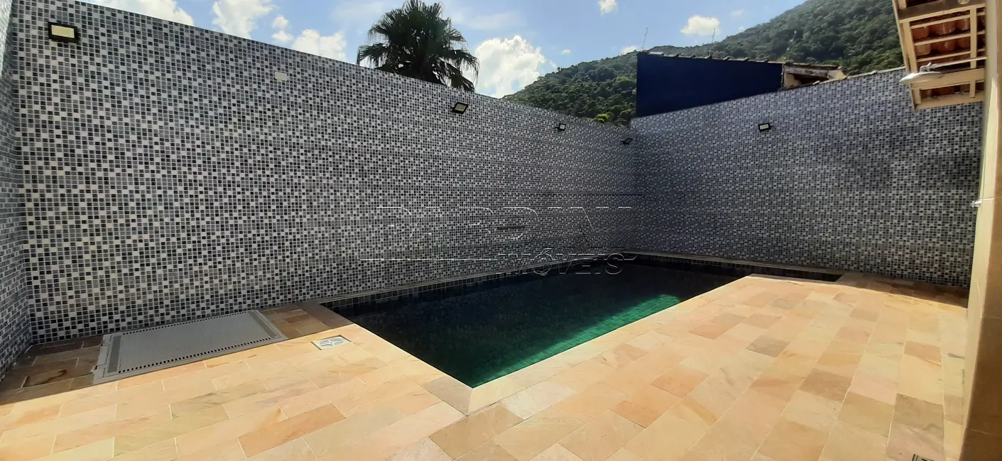 Foto 6 de Casa com 3 quartos à venda em Ubatuba - SP