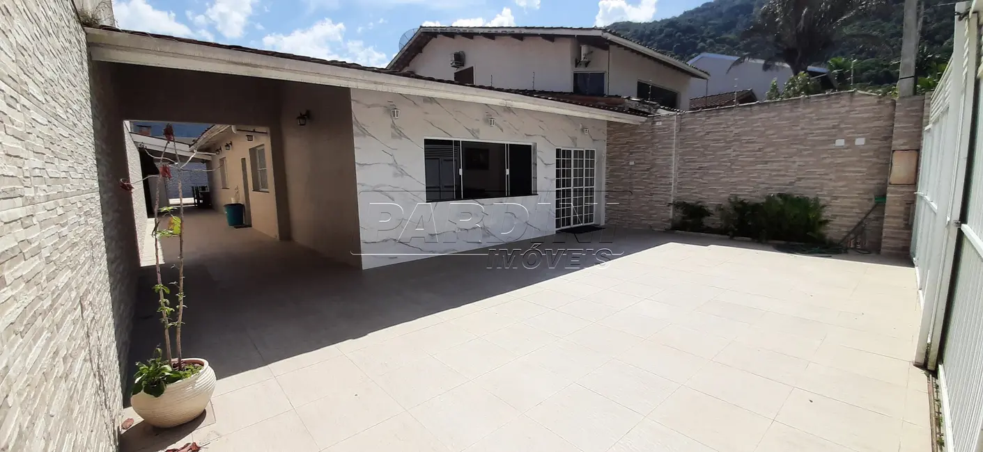 Foto 3 de Casa com 3 quartos à venda em Ubatuba - SP