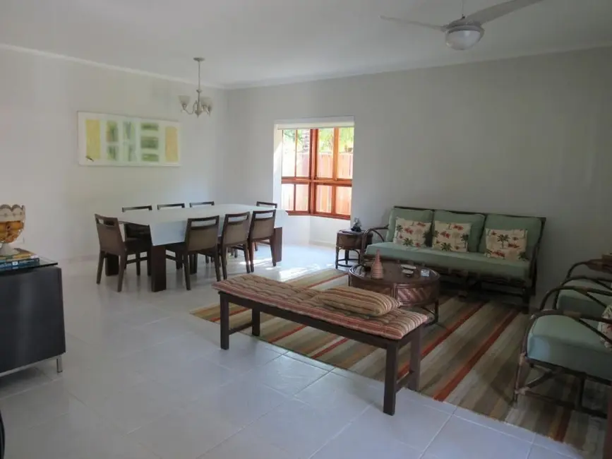 Foto 3 de Casa de Condomínio com 4 quartos à venda, 166m2 em Ubatuba - SP