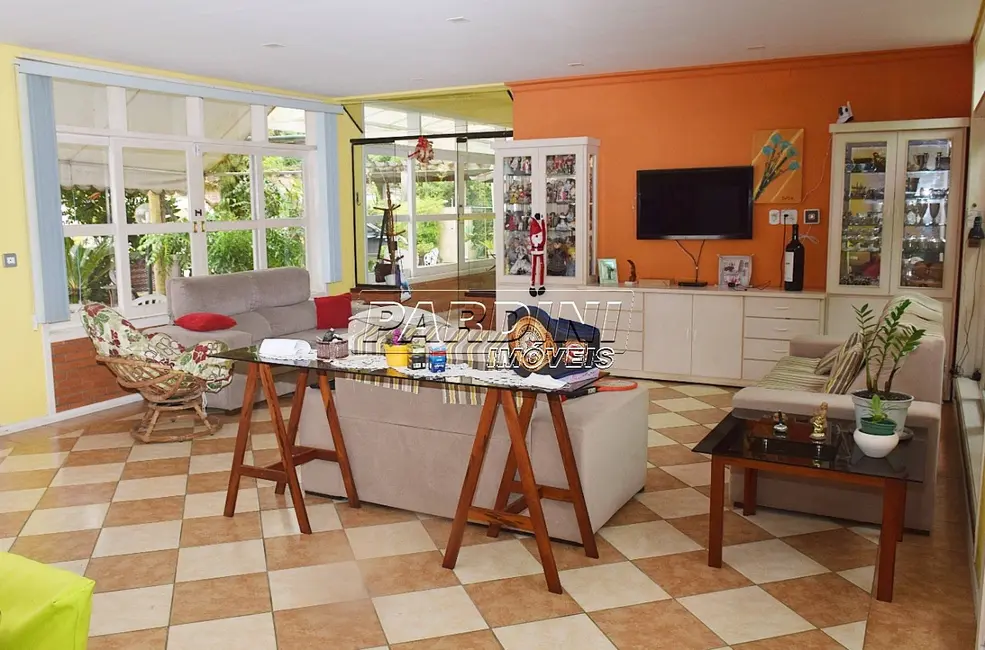 Foto 9 de Casa com 9 quartos à venda, 420m2 em Ubatuba - SP