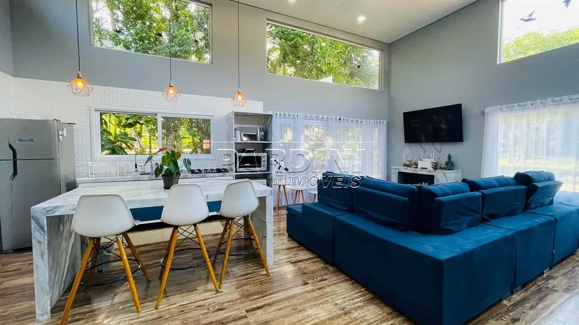 Foto 4 de Casa de Condomínio com 3 quartos à venda, 205m2 em Ubatuba - SP