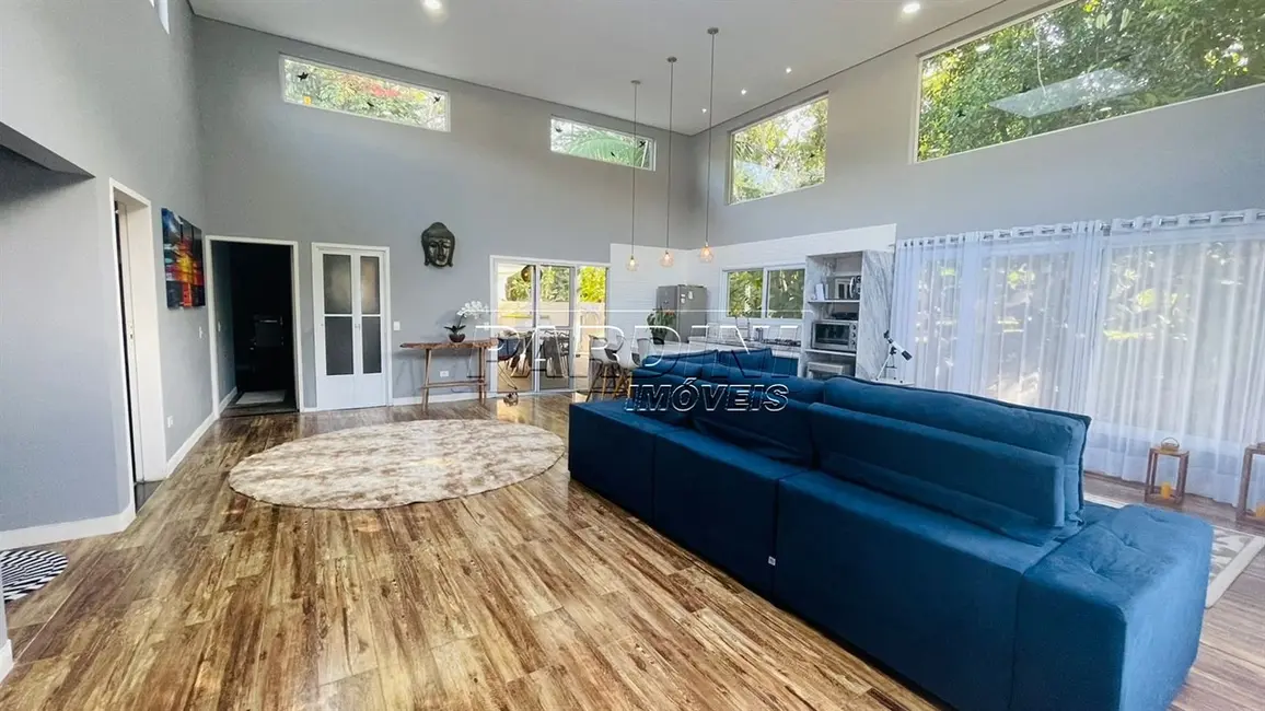 Foto 3 de Casa de Condomínio com 3 quartos à venda, 205m2 em Ubatuba - SP