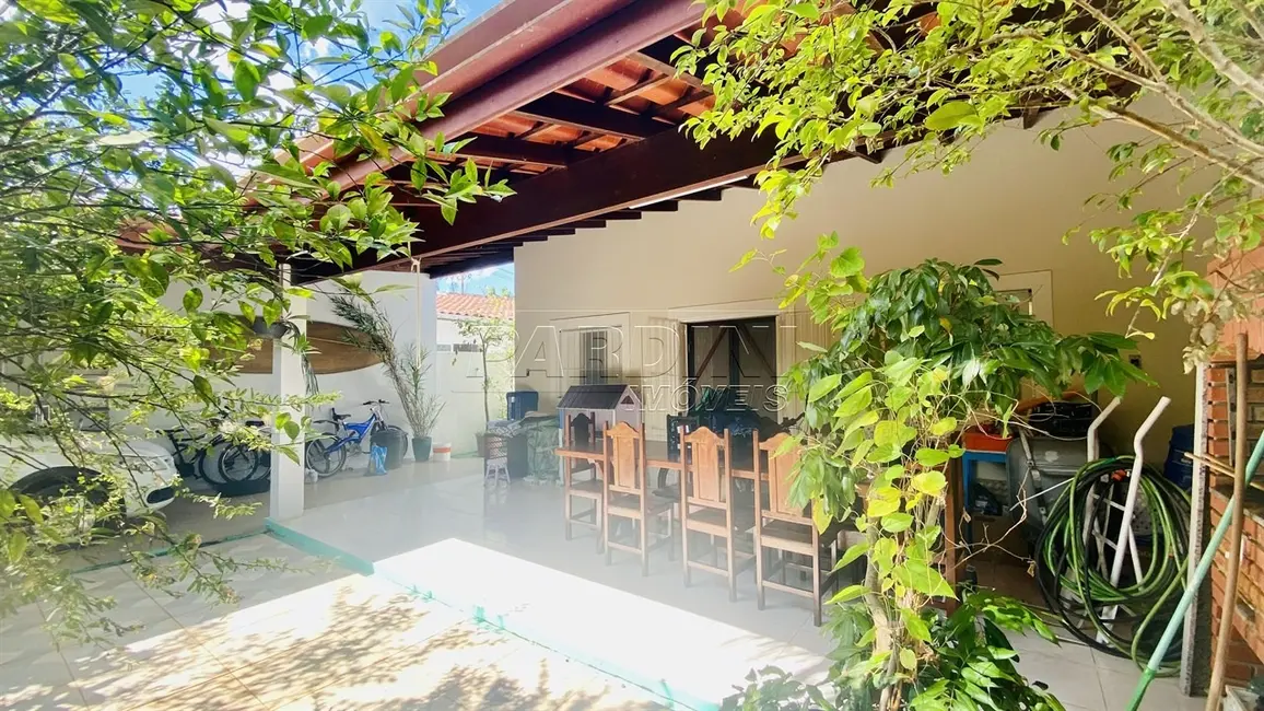 Foto 3 de Casa com 3 quartos à venda, 230m2 em Ubatuba - SP