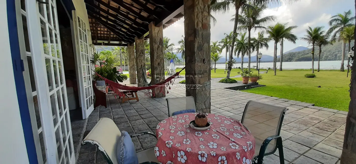 Foto 9 de Casa de Condomínio com 7 quartos à venda, 750m2 em Ubatuba - SP