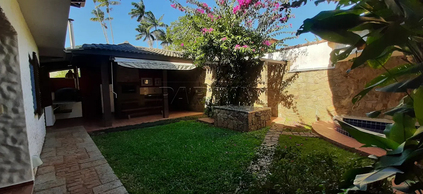 Foto 5 de Casa de Condomínio com 4 quartos à venda, 227m2 em Ubatuba - SP