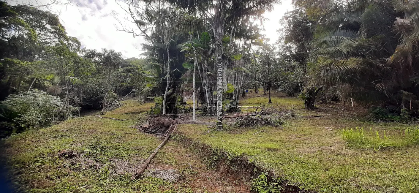 Foto 2 de Terreno / Lote à venda em Ubatuba - SP