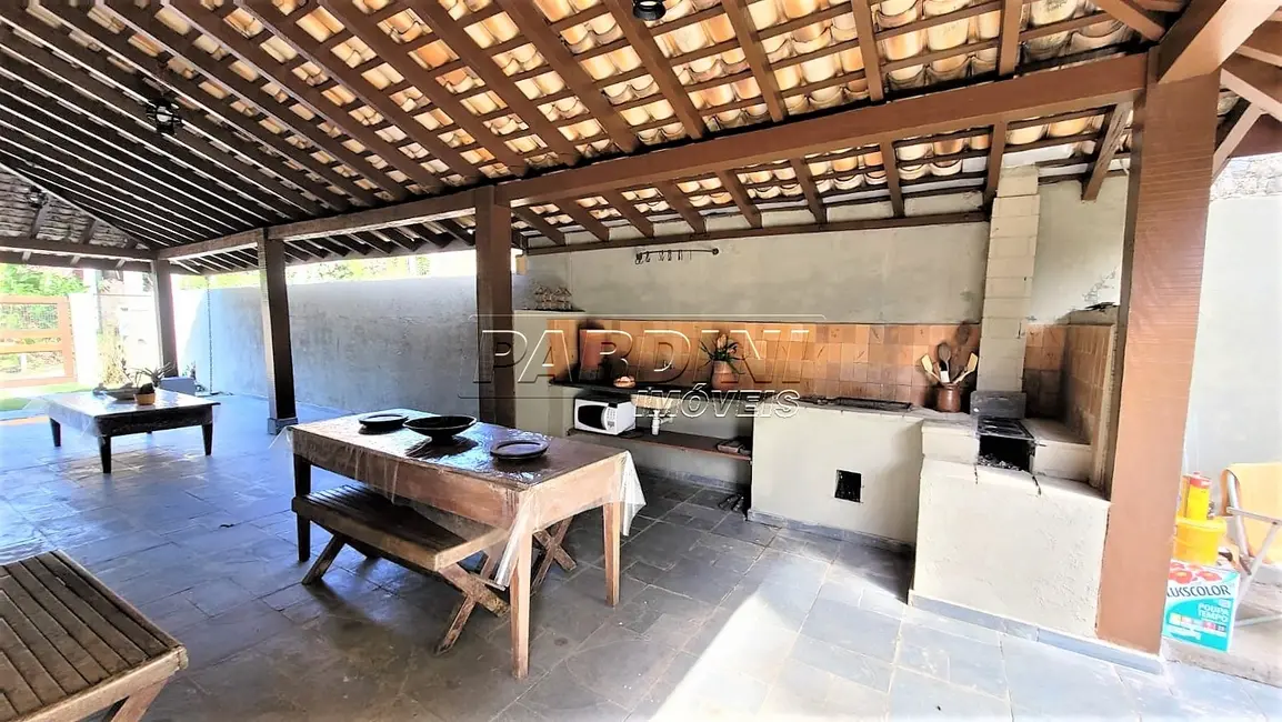 Casa com 6 quartos à venda, 329m2 em Ubatuba - SP - imagem 3 Foto 3 de Casa com 6 quartos à venda, 329m2 em Ubatuba - SP