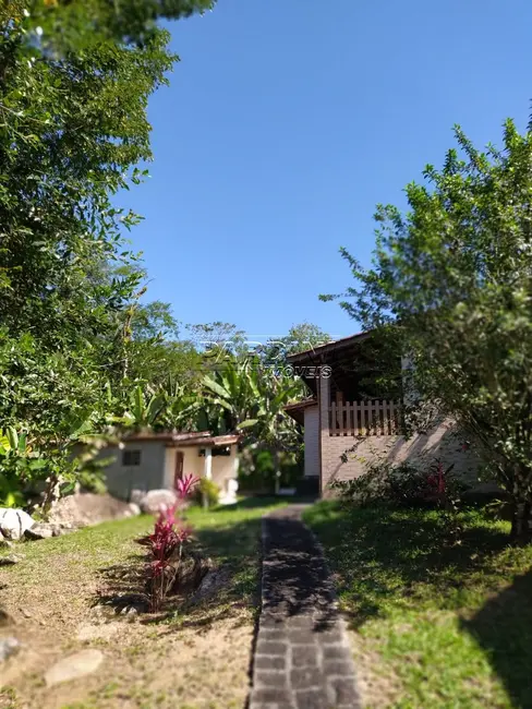 Foto 5 de Casa com 2 quartos à venda, 96m2 em Ubatuba - SP