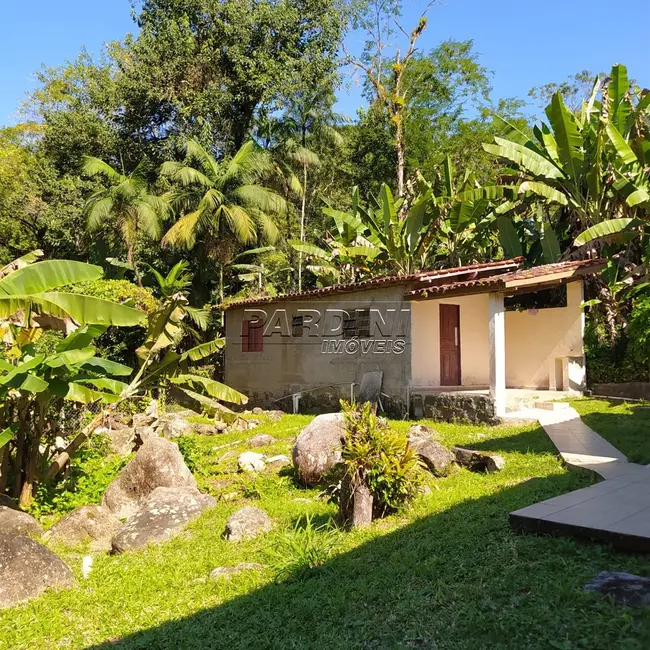 Foto 2 de Casa com 2 quartos à venda, 96m2 em Ubatuba - SP
