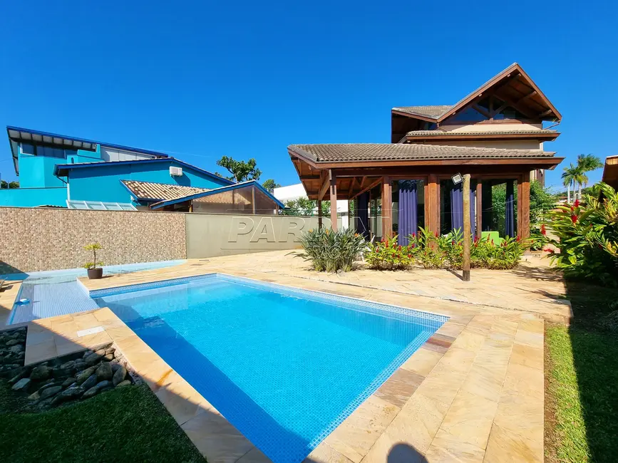 Foto 3 de Casa de Condomínio com 5 quartos à venda, 275m2 em Ubatuba - SP