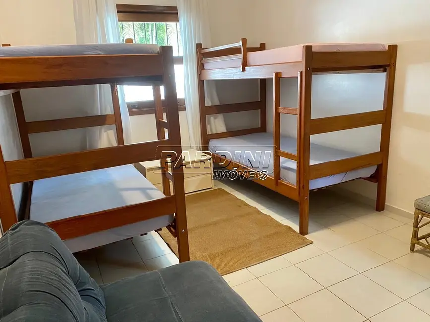 Foto 8 de Casa de Condomínio com 5 quartos à venda, 470m2 em Ubatuba - SP