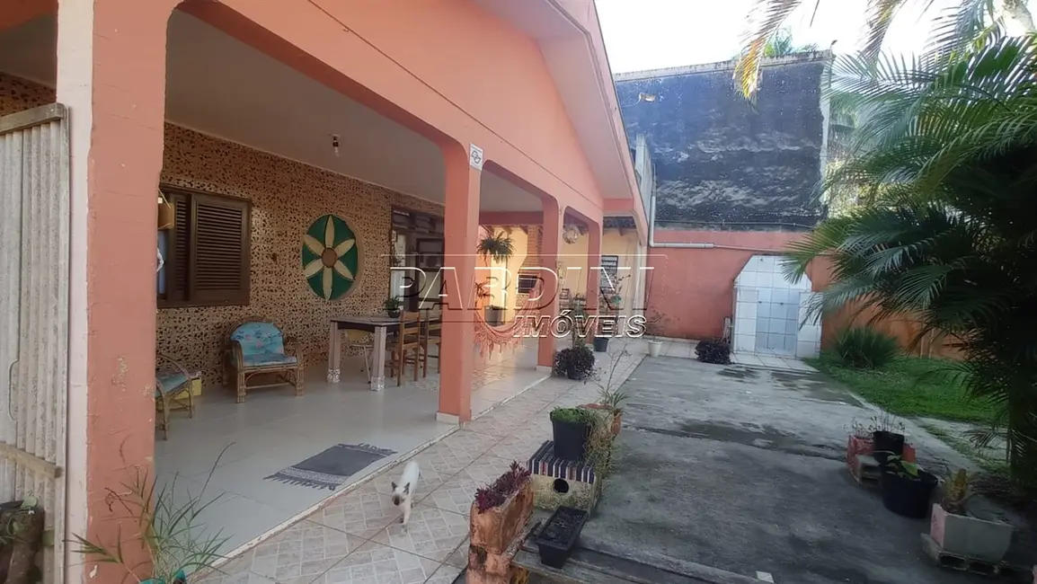 Foto 2 de Casa com 3 quartos à venda, 204m2 em Ubatuba - SP