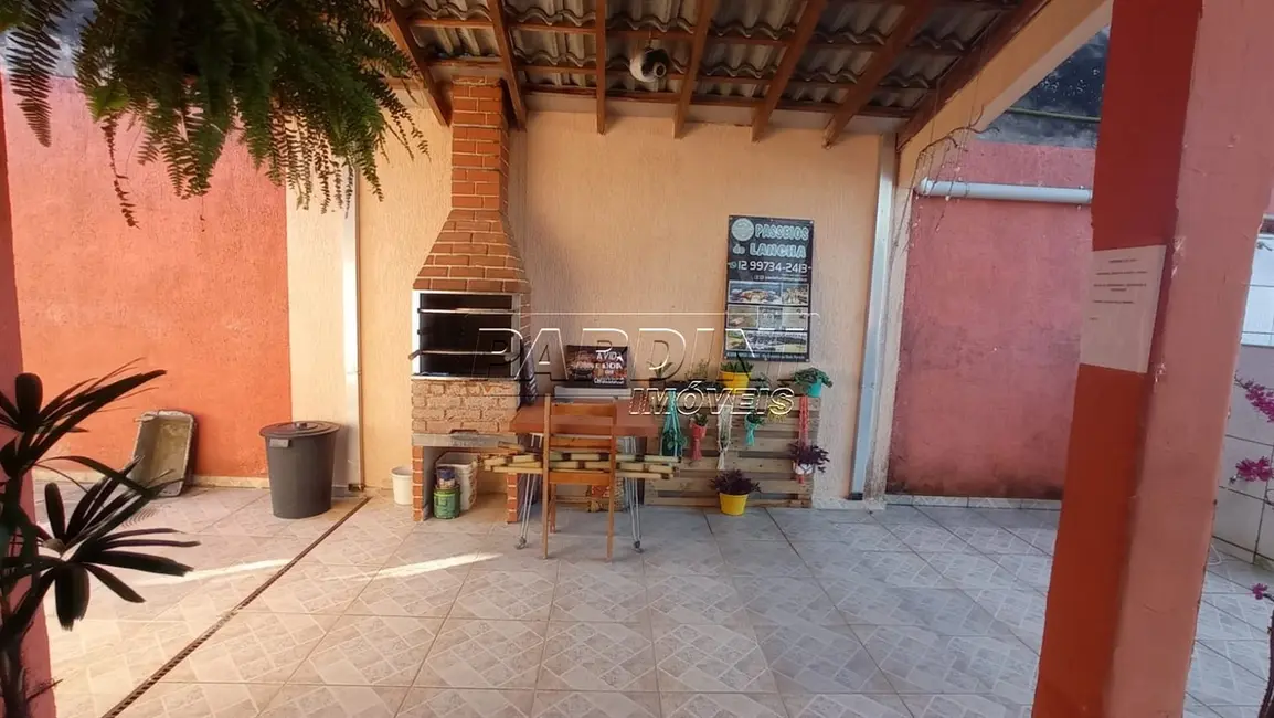 Foto 3 de Casa com 3 quartos à venda, 204m2 em Ubatuba - SP