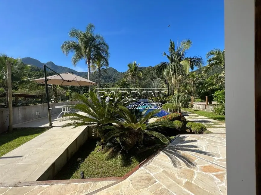 Foto 6 de Casa com 3 quartos à venda, 288m2 em Ubatuba - SP