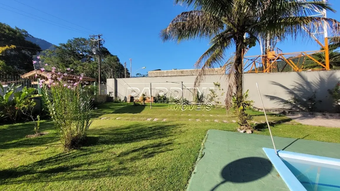 Foto 5 de Casa com 10 quartos à venda, 571m2 em Ubatuba - SP