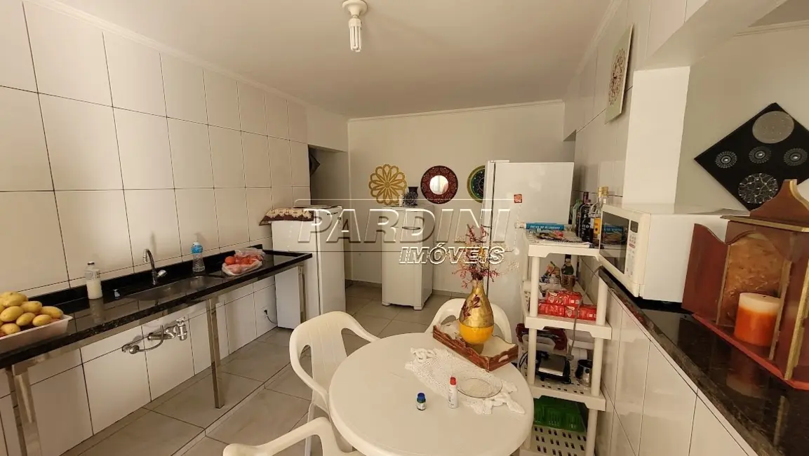Foto 9 de Casa com 10 quartos à venda, 571m2 em Ubatuba - SP