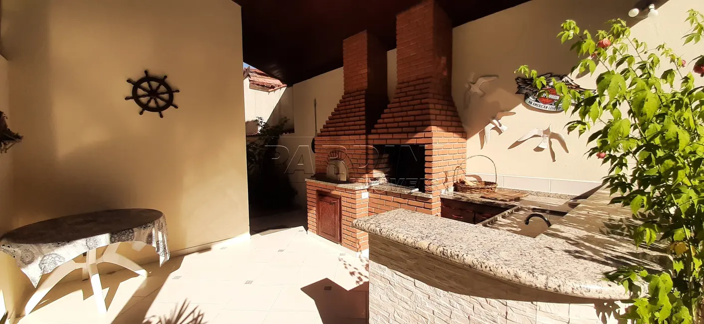 Foto 9 de Casa de Condomínio com 4 quartos à venda, 168m2 em Ubatuba - SP