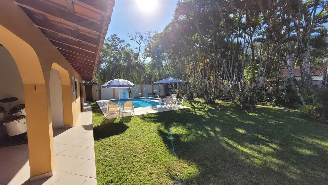 Foto 9 de Casa com 5 quartos à venda, 250m2 em Ubatuba - SP