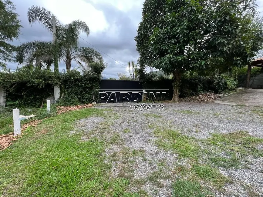 Foto 4 de Casa com 2 quartos à venda, 299m2 em Ubatuba - SP