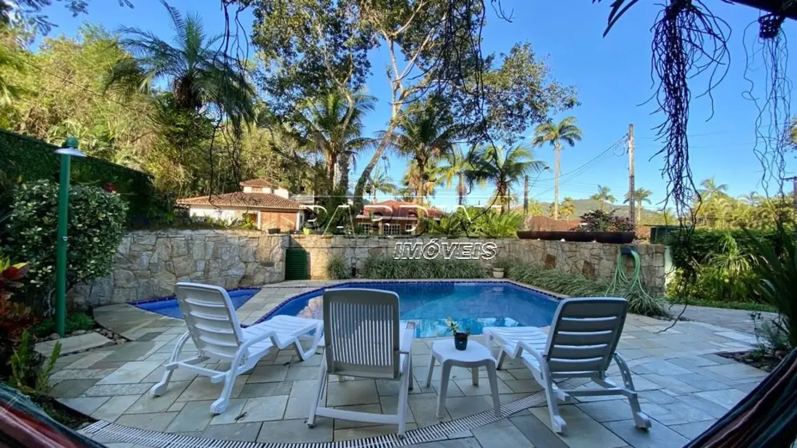 Foto 5 de Casa de Condomínio com 4 quartos à venda, 256m2 em Ubatuba - SP