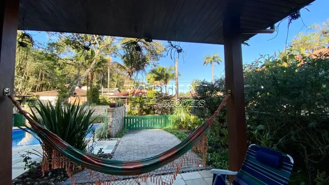 Foto 9 de Casa de Condomínio com 4 quartos à venda, 256m2 em Ubatuba - SP