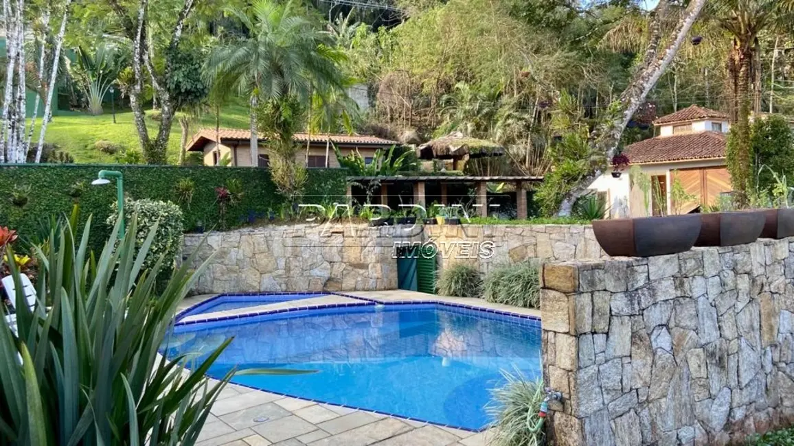 Foto 3 de Casa de Condomínio com 4 quartos à venda, 256m2 em Ubatuba - SP