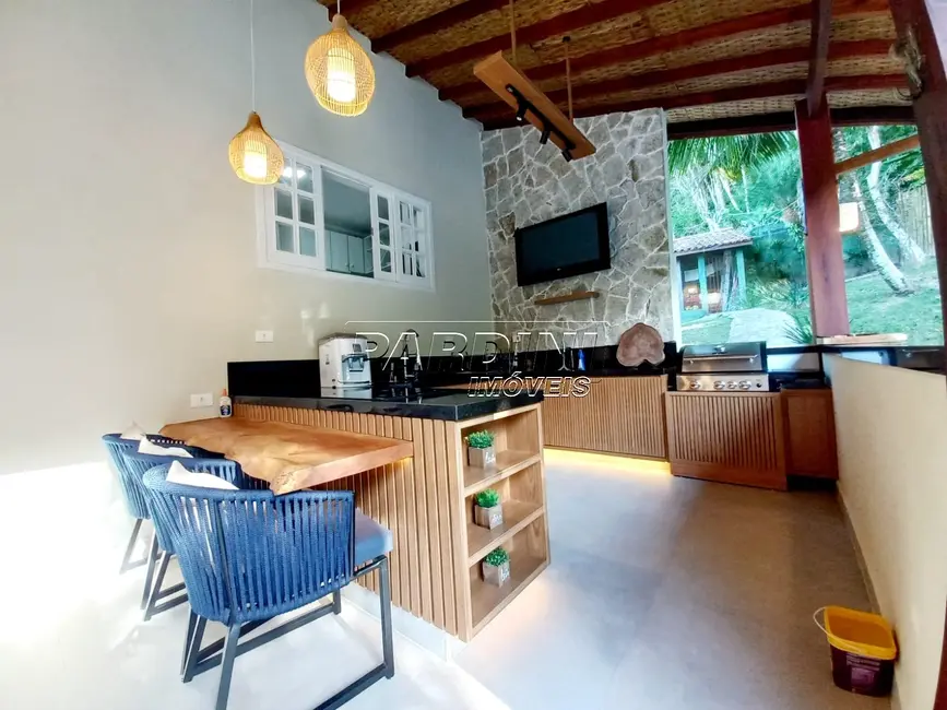 Foto 4 de Casa com 4 quartos à venda, 201m2 em Ubatuba - SP