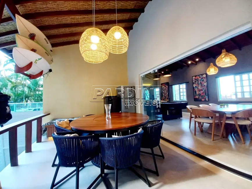 Foto 8 de Casa com 4 quartos à venda, 201m2 em Ubatuba - SP