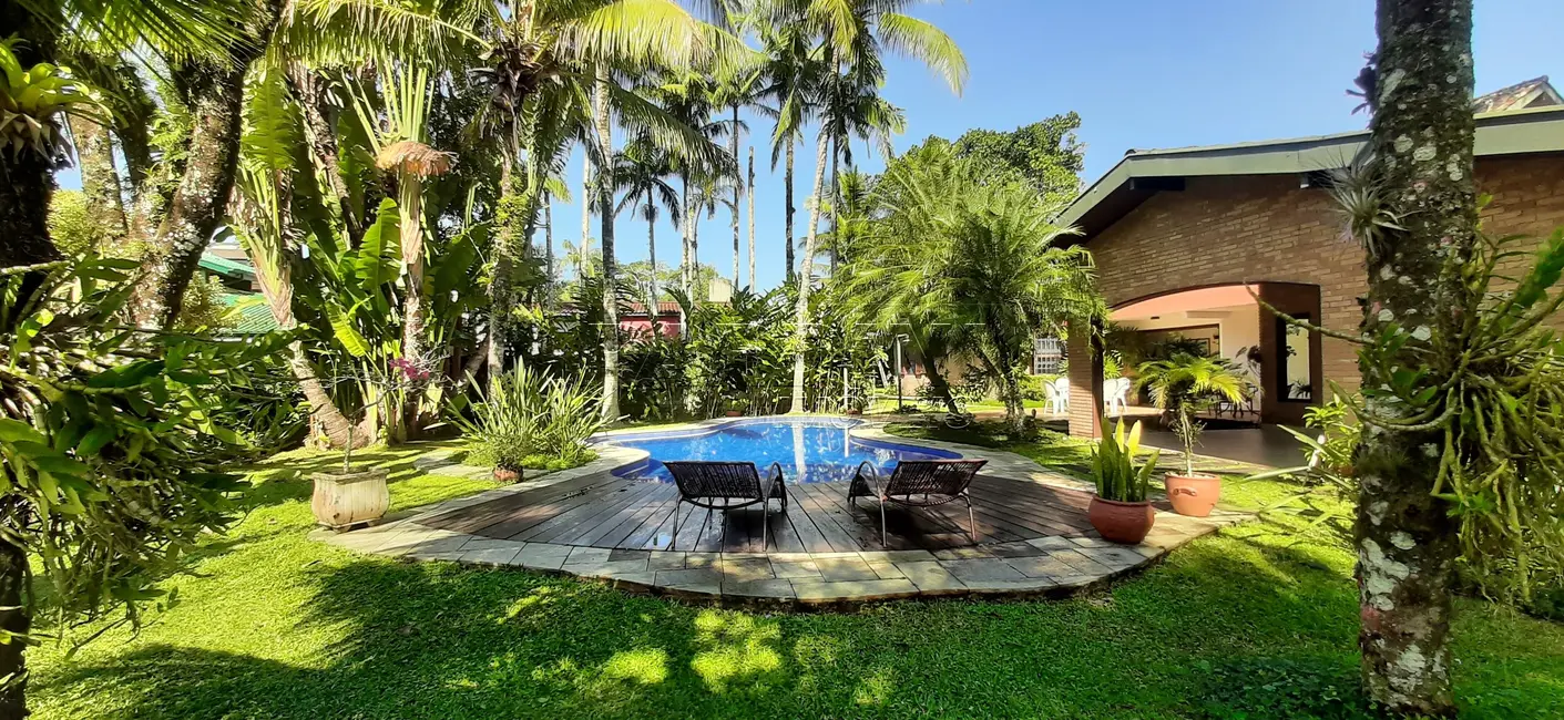 Foto 3 de Casa de Condomínio com 5 quartos à venda, 341m2 em Ubatuba - SP