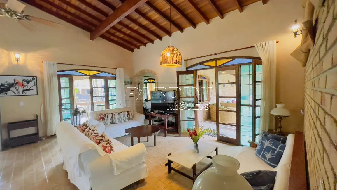 Foto 1 de Casa de Condomínio com 6 quartos à venda, 237m2 em Ubatuba - SP