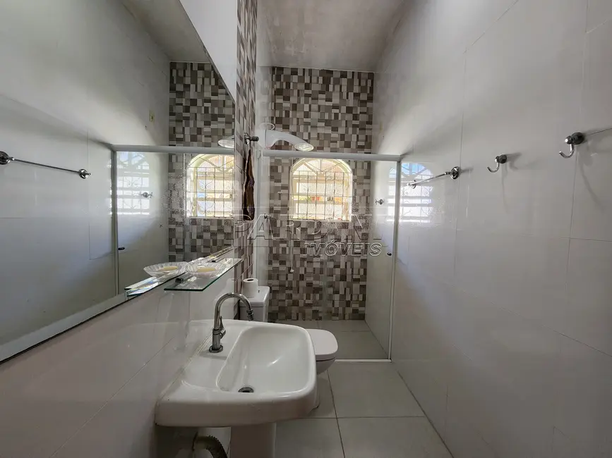 Foto 9 de Casa com 2 quartos à venda, 106m2 em Ubatuba - SP