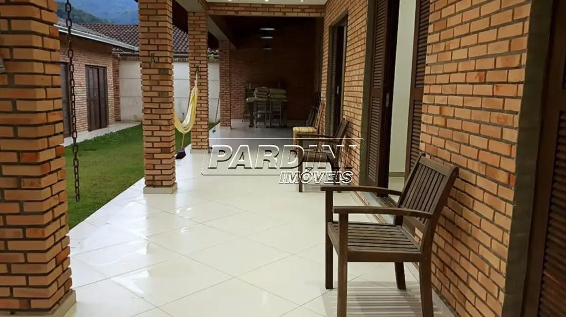 Foto 5 de Casa com 5 quartos à venda, 250m2 em Ubatuba - SP