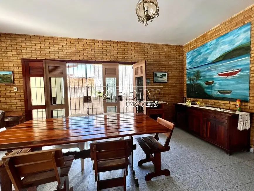 Foto 6 de Casa com 6 quartos à venda, 380m2 em Ubatuba - SP