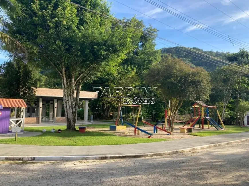Foto 6 de Casa com 4 quartos à venda, 150m2 em Ubatuba - SP