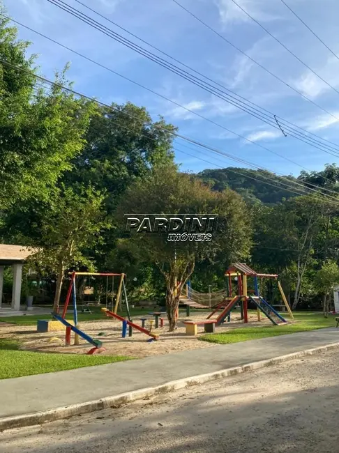 Foto 7 de Casa com 4 quartos à venda, 150m2 em Ubatuba - SP