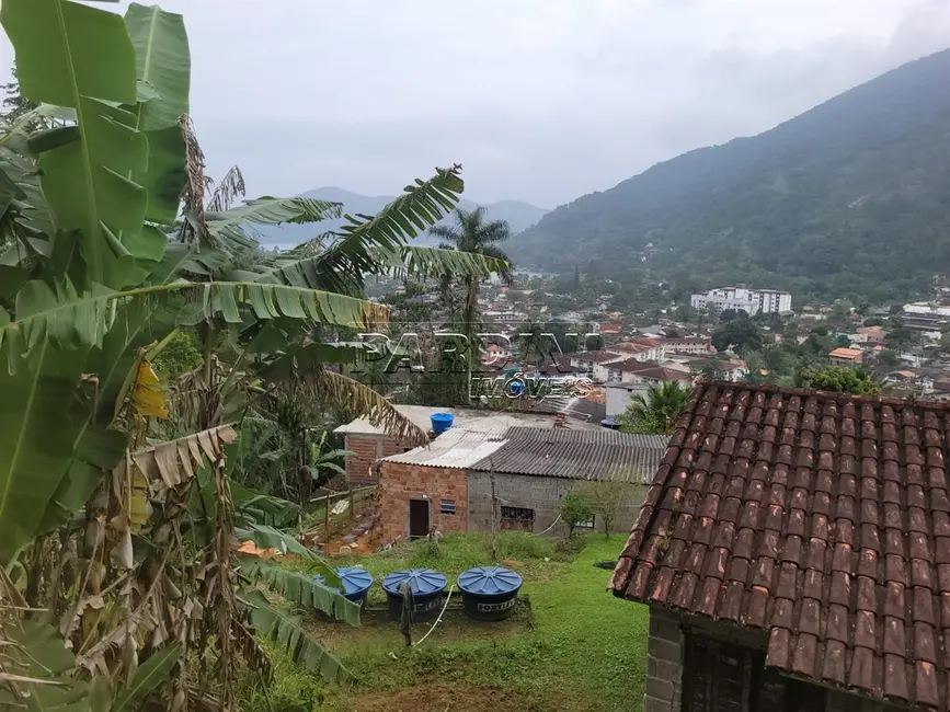 Foto 3 de Casa com 4 quartos à venda, 132m2 em Ubatuba - SP