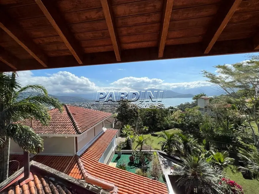 Foto 5 de Casa com 6 quartos à venda, 315m2 em Ubatuba - SP