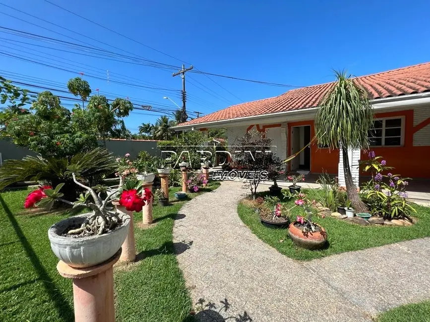 Foto 1 de Casa com 7 quartos à venda, 350m2 em Ubatuba - SP