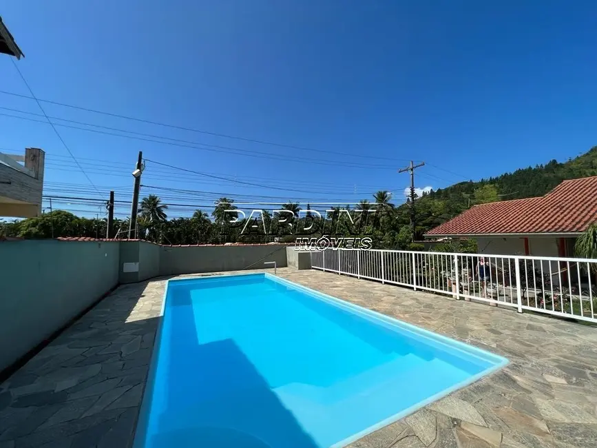 Foto 2 de Casa com 7 quartos à venda, 350m2 em Ubatuba - SP
