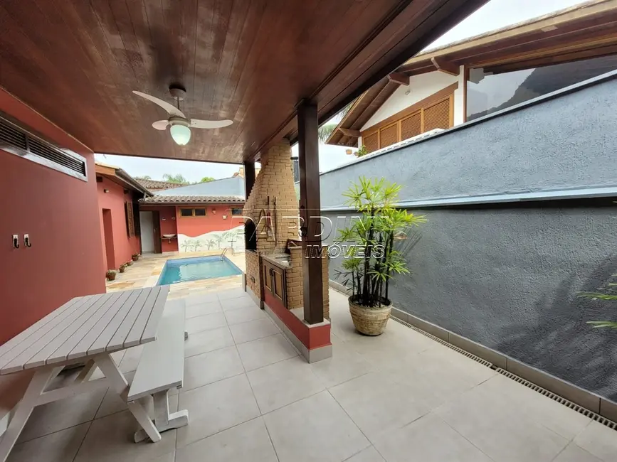 Casa de Condomínio com 6 quartos à venda, 207m2 em Ubatuba - SP - imagem 6 Foto 6 de Casa de Condomínio com 6 quartos à venda, 207m2 em Ubatuba - SP