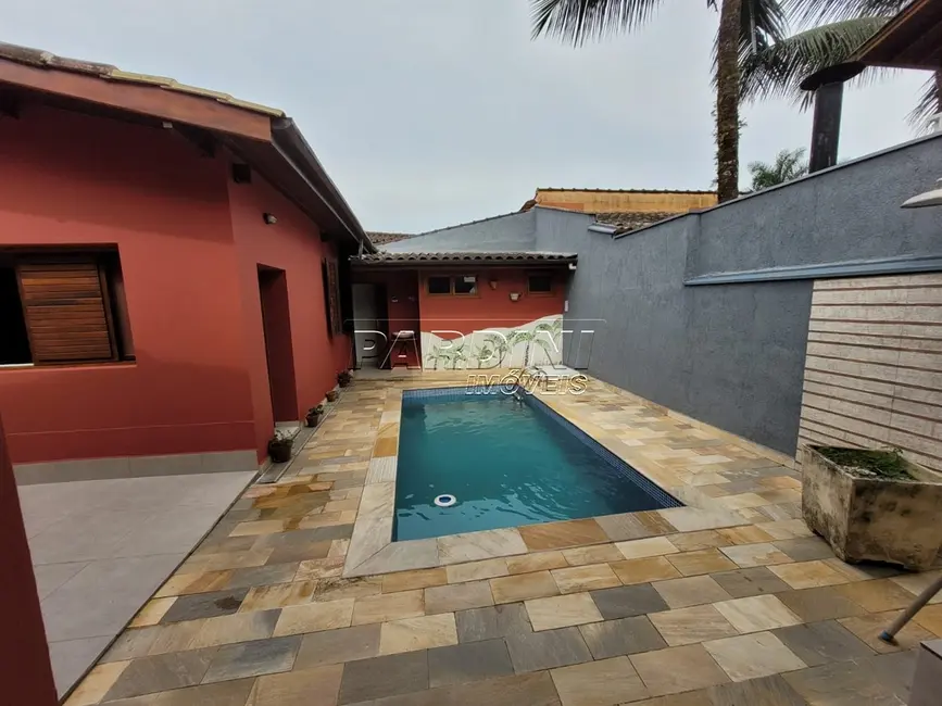 Foto 1 de Casa de Condomínio com 6 quartos à venda, 207m2 em Ubatuba - SP