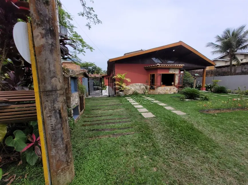 Foto 2 de Casa de Condomínio com 6 quartos à venda, 207m2 em Ubatuba - SP