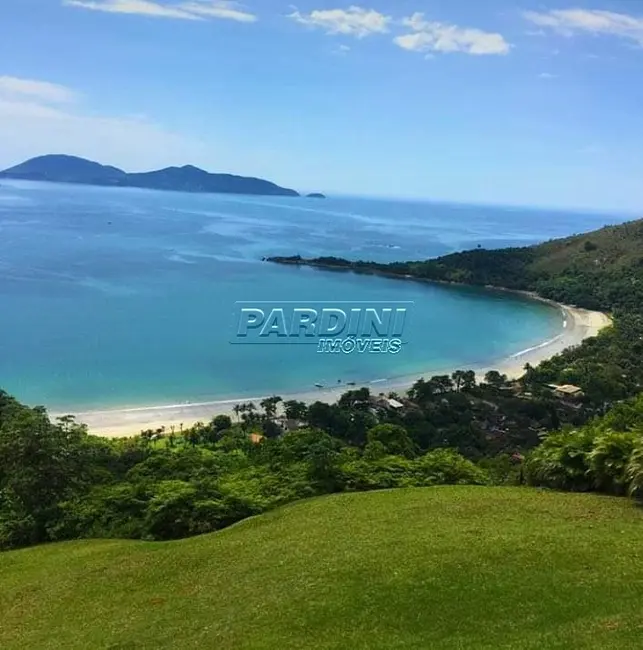 Foto 2 de Casa com 3 quartos à venda, 195m2 em Ubatuba - SP