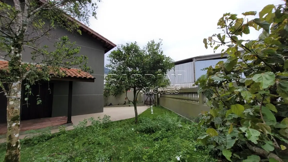 Casa com 1 quarto à venda, 110m2 em Ubatuba - SP - imagem 5 Foto 5 de Casa com 1 quarto à venda, 110m2 em Ubatuba - SP