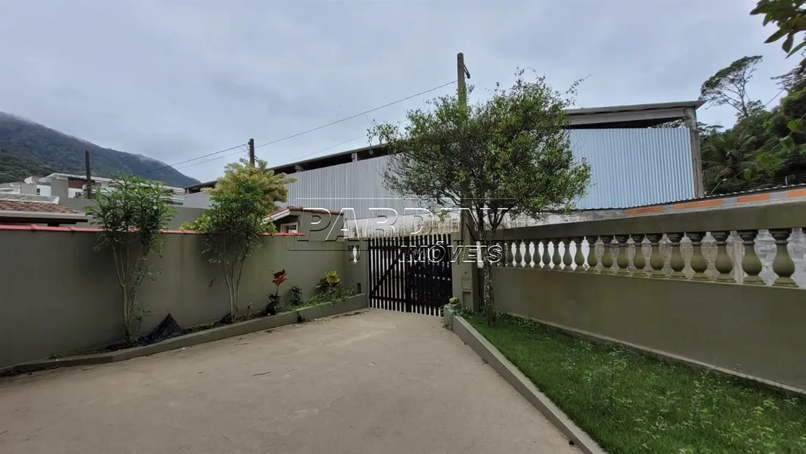 Casa com 1 quarto à venda, 110m2 em Ubatuba - SP - imagem 3 Foto 3 de Casa com 1 quarto à venda, 110m2 em Ubatuba - SP